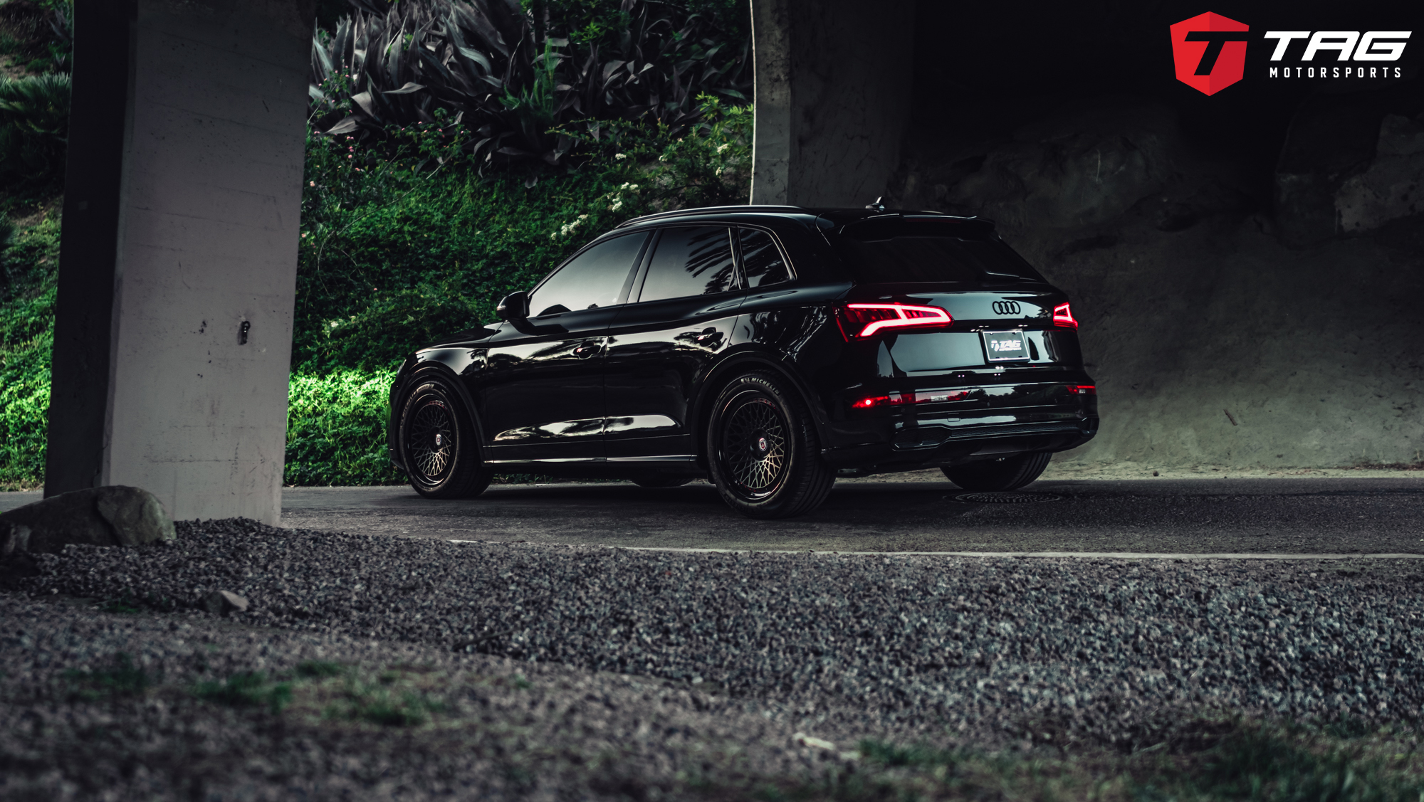 2019 AUDI SQ5 ON HRE VINTAGE 501 + CETE LOWERING MODULE + TAG Motorsports